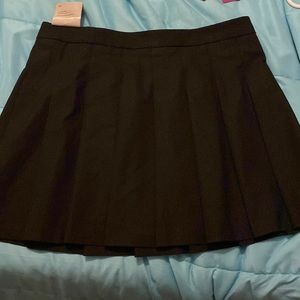 Aritzia Sunday best tennis skirt
